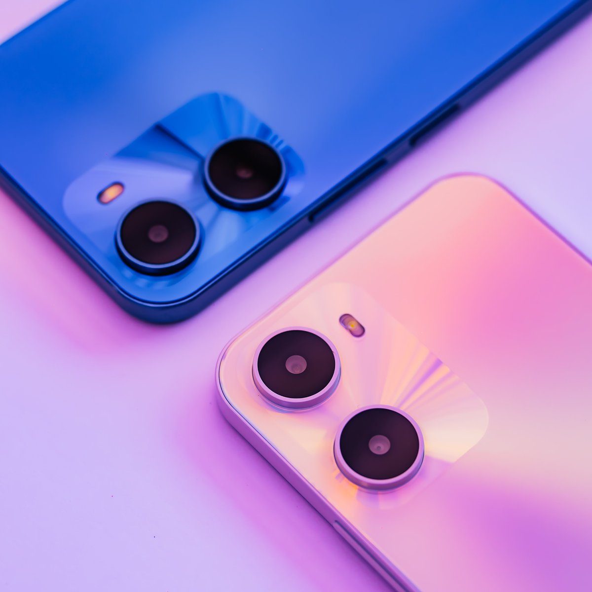 BitPayTech's tweet image. Phēnix X, the blockchain-powered smartphone built for emerging markets is here. 🌍📱 This revolutionary tech is available with flexible payment options. 🤯
Get started 👉 bitpaytech.com