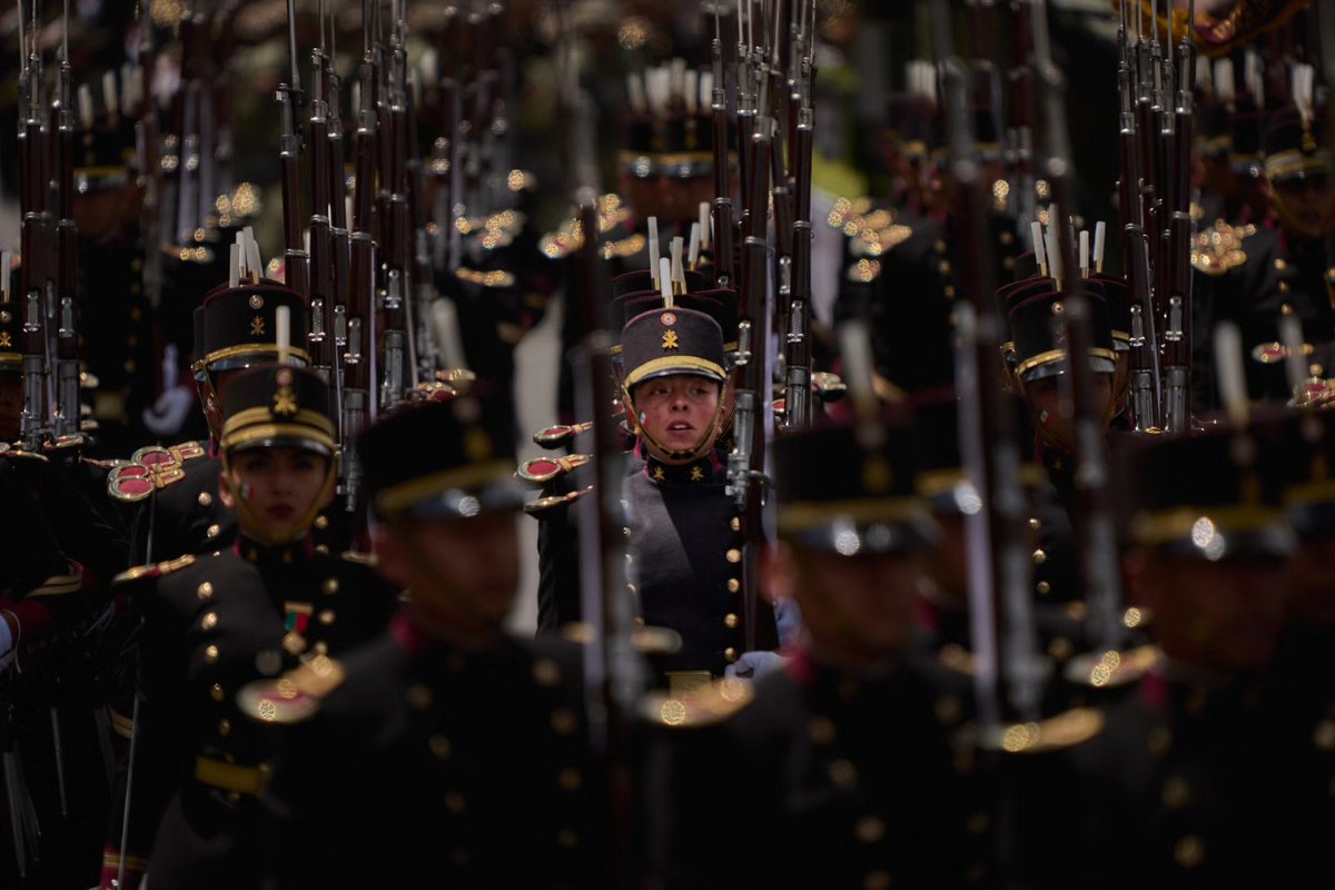 HRS4NTOS's tweet image. "Heroico Colegio Militar" 
#SeptiembreMesDeLaPatria #desfile- #militar 2025.
#mexico #CDMX #desfilecívicomilitar @Defensamx1