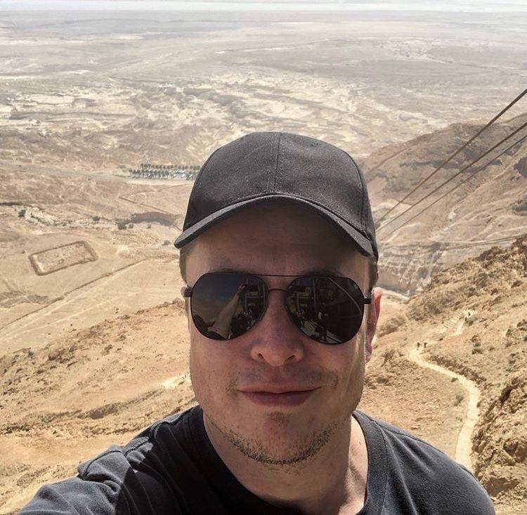 You can post your selfies on 𝕏 too!