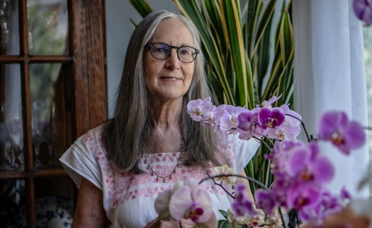 osk_art's tweet image. Nooooooo, cuando México necesita más de verdaderos científicos y pensadores, se va una de las más grandes 🫢 ya está entre las estrellas, hasta siempre #JulietaFierro ❤️🌟