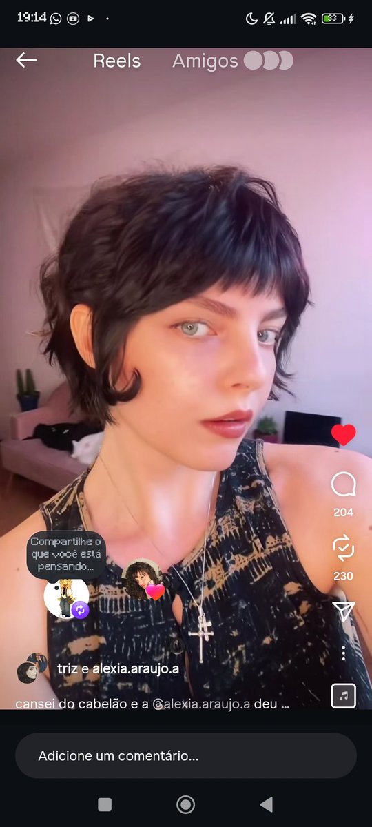 Triz de cabelo curto, meudeus que mulher maravilhosa