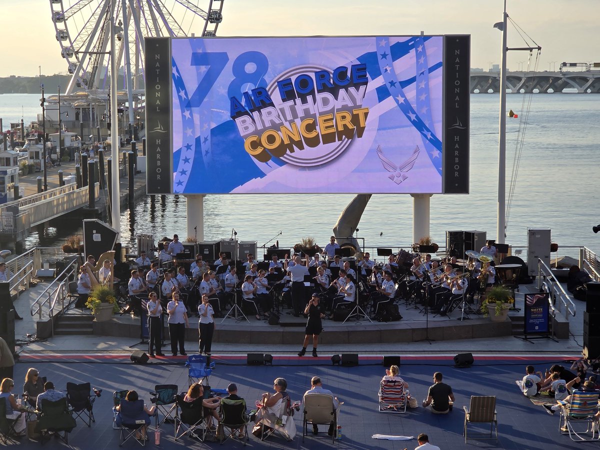 Happy birthday <a href="/usairforce/">U.S. Air Force</a>! We look forward to celebrating with the <a href="/USAFBand/">The USAF Band</a> tonight at 7pm.