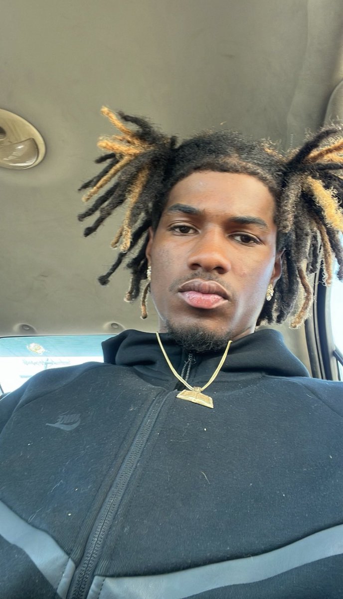ykwtrey's tweet photo. Bad hair day https://t.co/IZRvLAl0Uc