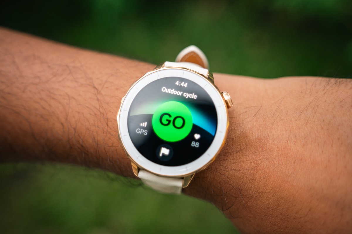 subhamclick's tweet photo. So I turned on the outdoor cycling sports mode on my OPPO Watch X2 Mini, something I haven't tried before. And wow, I am genuinely impressed and surprised by how much data it captures and how accurate it is. https://t.co/PDPf8UA7Pw