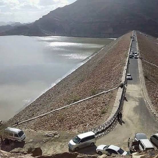 إن تساءلت: أين أبطال ٢٦ سبتمبر الجدد؟ أين معنى الرجولة والوفاء؟ فالجواب واضح: في خنادق مأرب، وفي وجوه قبائلها ورجالها الذين اختاروا الموت بعزة على حياةٍ بذل.