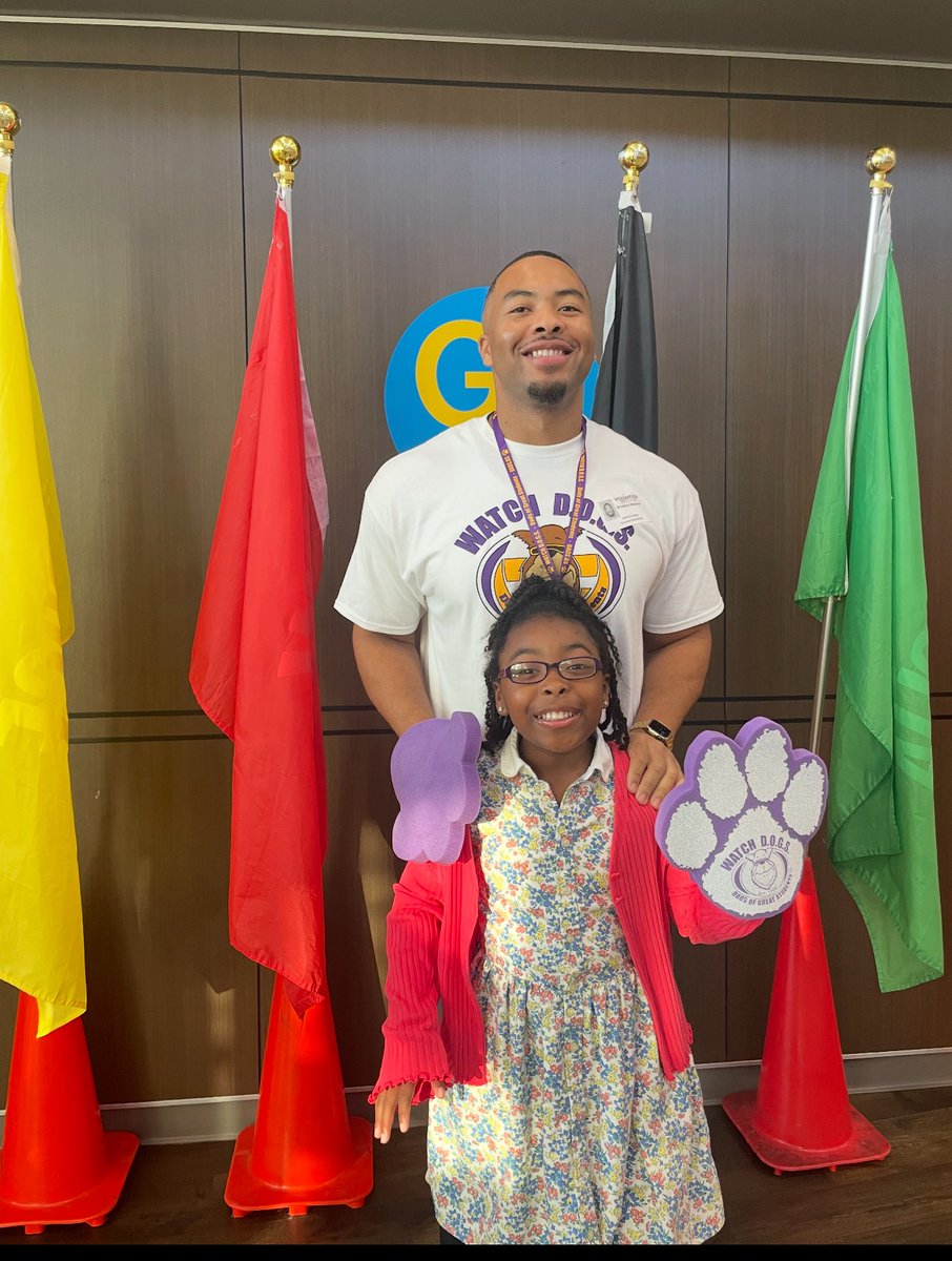 Thank you Mr. Malone for volunteering as a Watch DOG today! We enjoyed having you!! <a href="/HumbleISD_GE/">Groves Elementary</a>