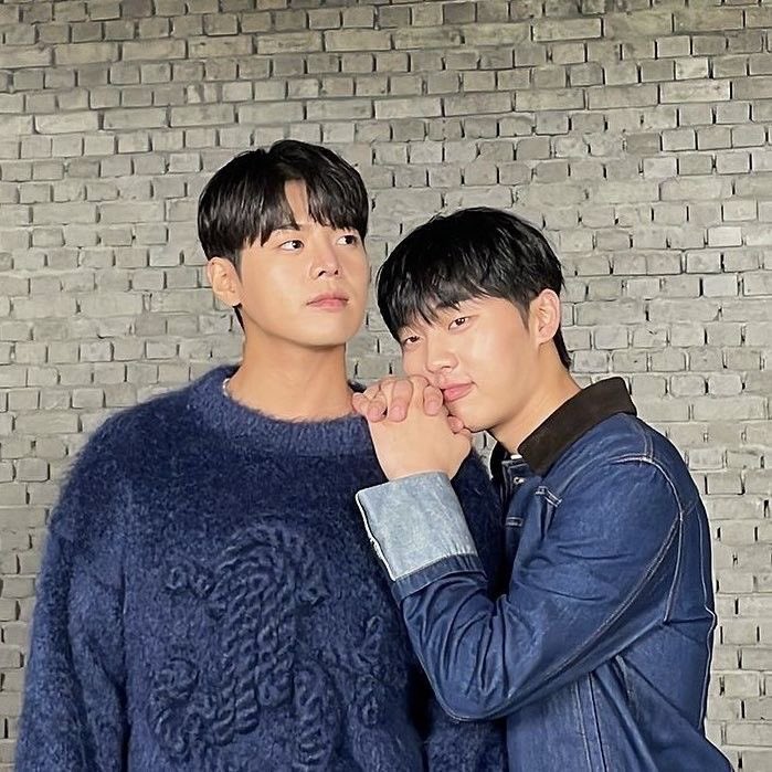 astroforx's tweet image. I miss them 💔💔