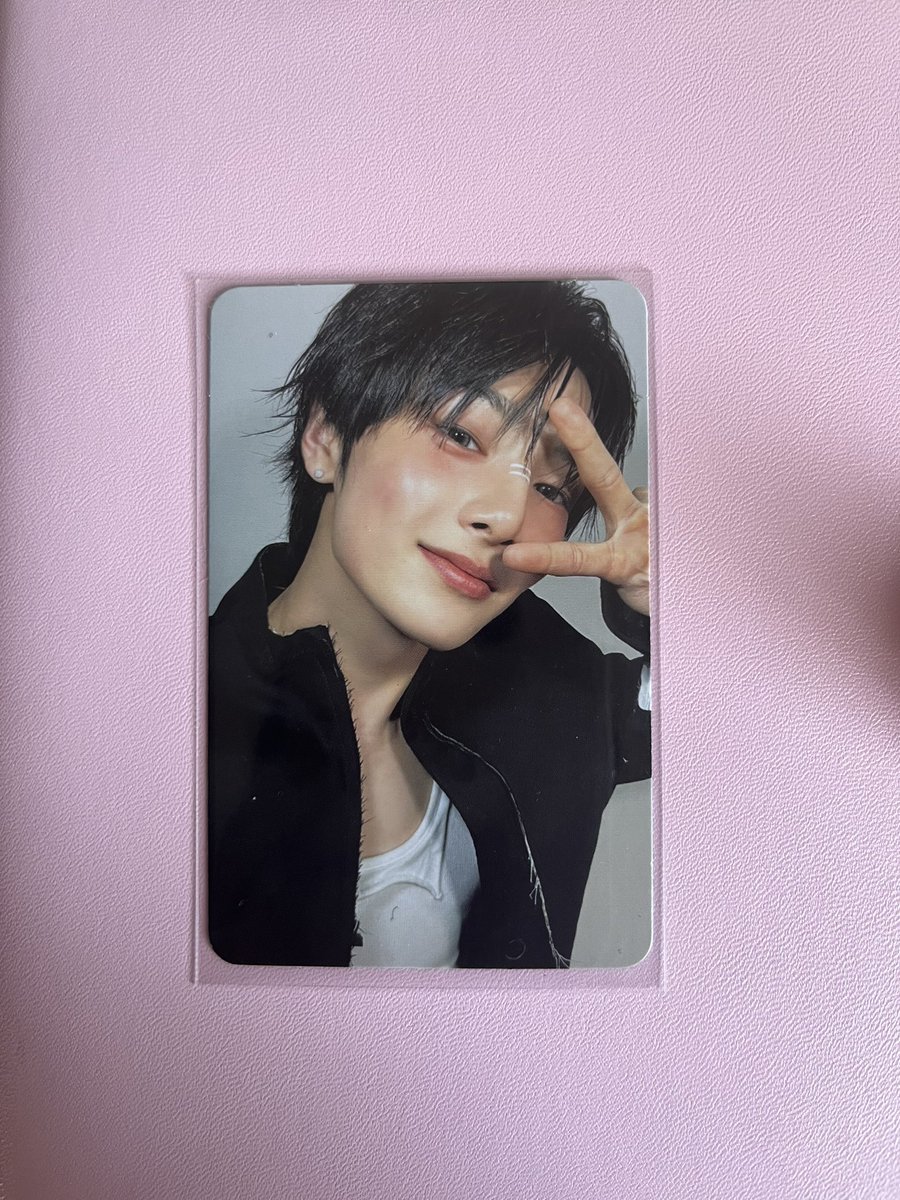 moreSKZ's tweet photo. TROCO/TROCA STRAY KIDS 

📦 SKZOO PUPPYM por LEEBIT 
📦 JEONGIN KARMA LIMITED por LEE KNOW

> Em mãos 
> Cada um paga o seu frete
> Envio foto/vídeo na dm 
> Fbs no fixado https://t.co/azvX5XYRGg