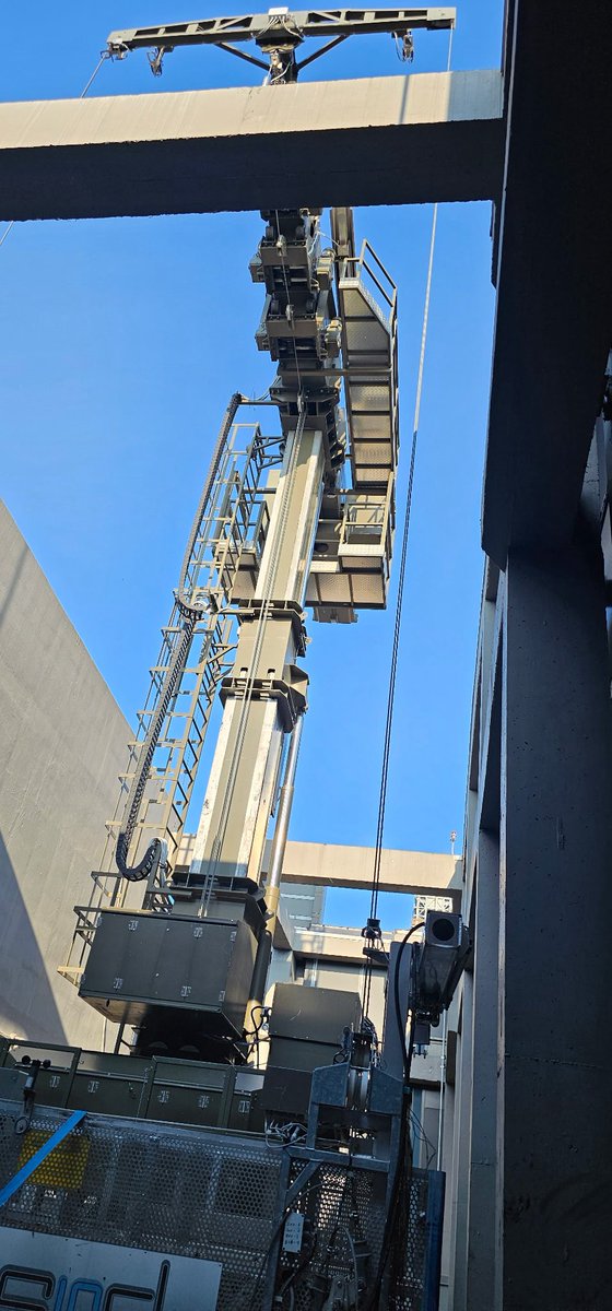 FSIArchitecture's tweet image. Preparing for FISP at a high-rise in NYC - equipment inspection. #FSIArchitecture #FISP #FacadeInspection #FacadeSafety #ADayInTheLifeOfFSI
