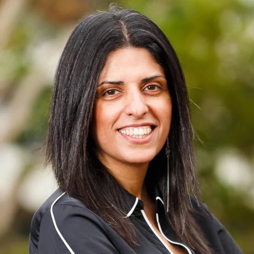 La Universidad de Salamanca suspendió las charlas de la israelí Galit Nahari, previstas para el 17 y 18 de septiembre de 2025 en las facultades de Derecho y Psicología. Galit Nahari es una investigadora israelí especializada en técnicas de interrogatorio . Su trabajo académico