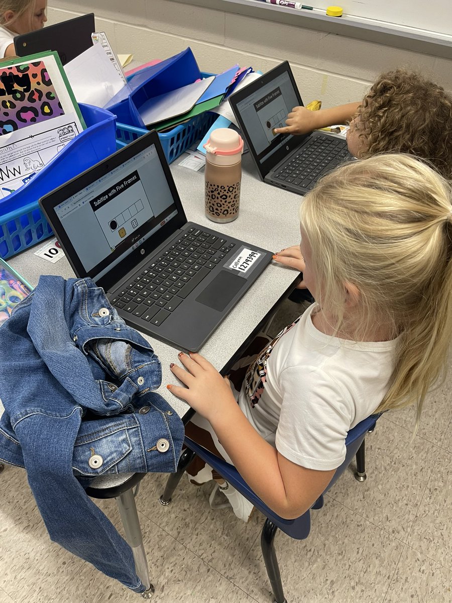 After their Desmos assessment, Kindergarten got to practice using Pear Deck with subitizing! #wtetowerup