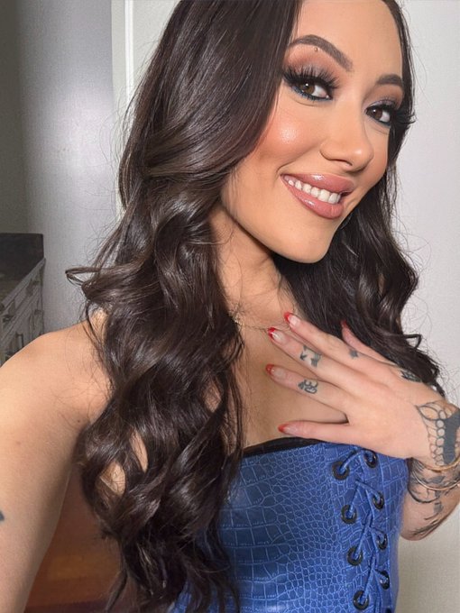 Watch Sage Hunter's leaked NSFW photo on TwXstars