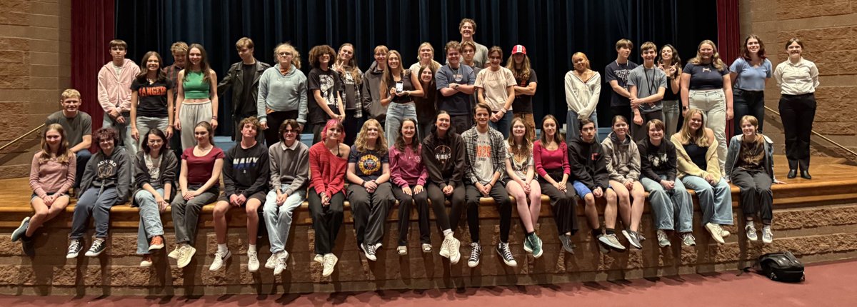 LPHSTheatre's tweet photo. Drama Club had a great afternoon of games and connections. Love the impact on our campus of Troupe 5450. @CO_Thespians #lphs #d38 https://t.co/QGrvAjvrLo