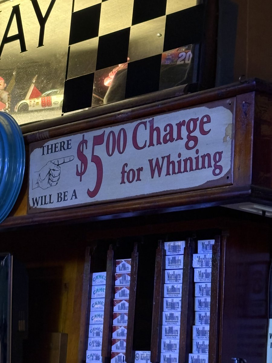 The Fungus Is Choking The City tweet media