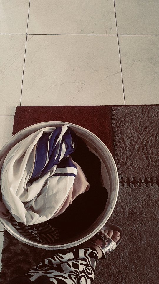 And despite the exhaustion, we keep holding on to our cleanliness—because doing the laundry isn’t just a routine, it’s a small act of resistance against war and chaos.”
gofund.me/efa96349