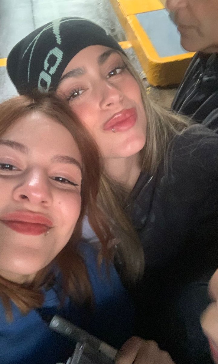 𝐂𝐚𝐦🛸 tweet media