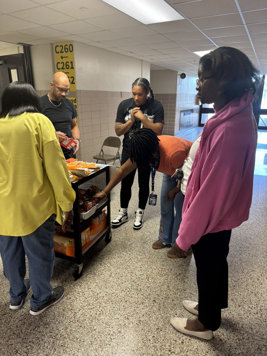 Arlington Middle School tweet media