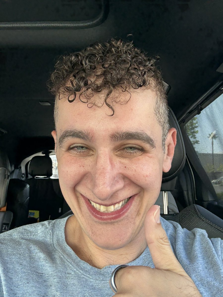 Richard Hanania (@richardhanania) on Twitter photo Just got my flu and Covid vaccines. 
So happy to live in a state that still believes in science. Just got my flu and Covid vaccines. 
So happy to live in a state that still believes in science.