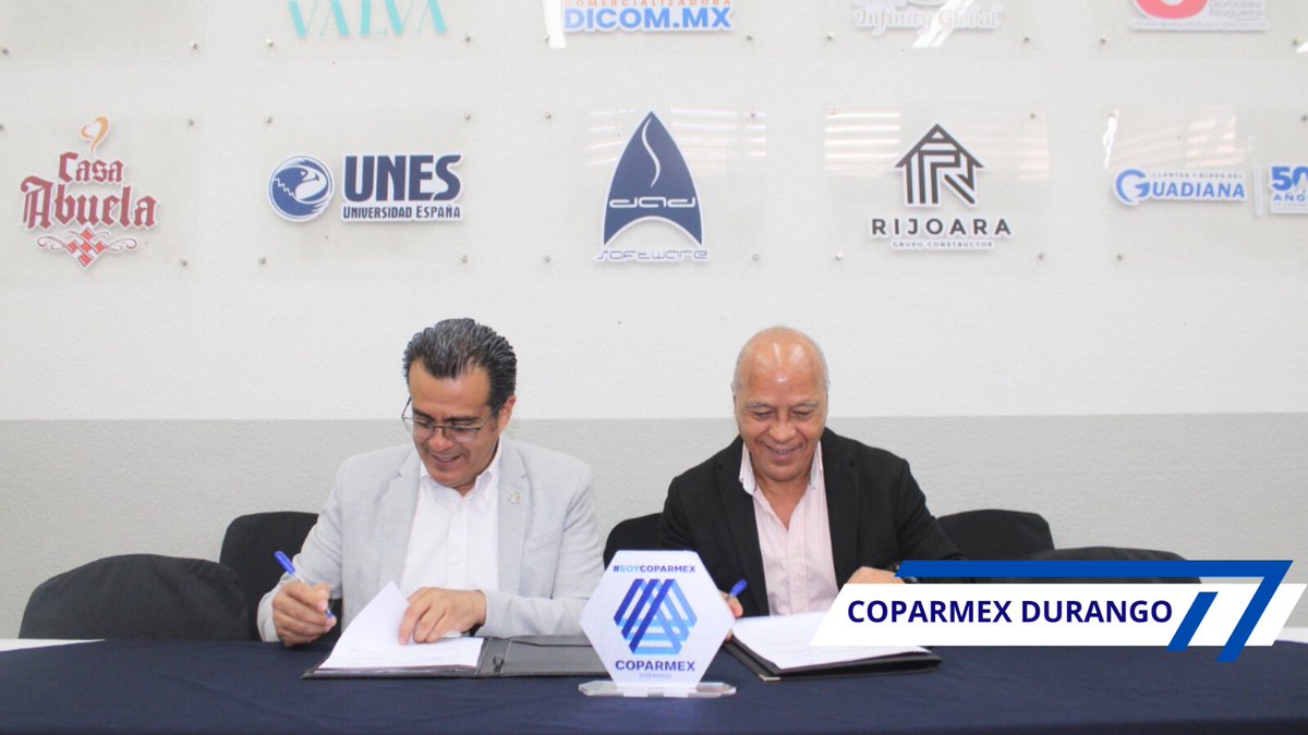 CoparmexD's tweet photo. 📚 COPARMEX Durango y el @IDEA_Dgo renovaron convenio para que trabajadores de empresas afiliadas concluyan su educación básica (primaria y secundaria).
🤝 Con esta alianza fortalecemos su desarrollo personal y profesional.
#COPARMEXDurango #Educación #Desarrollo https://t.co/oOy5y4GaMh