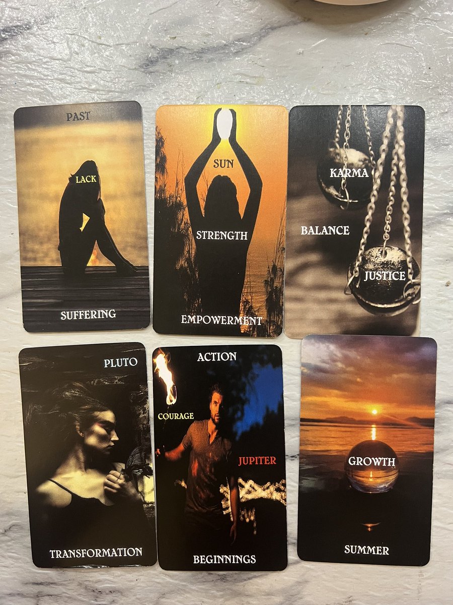 foolsmoontarot's tweet photo. AH + TC https://t.co/fiyKX4u4Wm