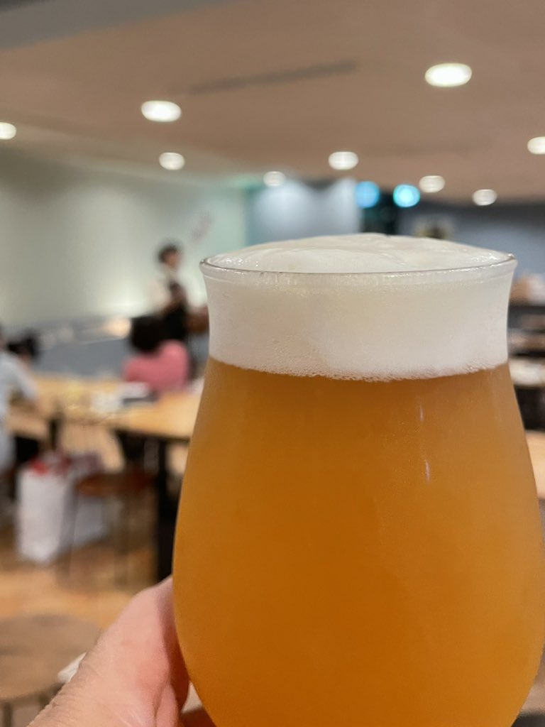 chichi_hitoshi's tweet photo. そして、新浦安オリジンズテーブルさんではAGURI Show Wagon
ラストパフォーマンスに間に合った💦
🍺は軽やかな苦味でゴクゴクいけちゃいました😋ご馳走様でした
2025.9.19
#アグリタップ https://t.co/hQjOaOwJVE