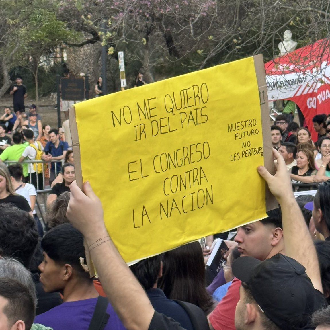 VOTÁ A MILEI
 #QueElEsfuerzoValgaLaPena