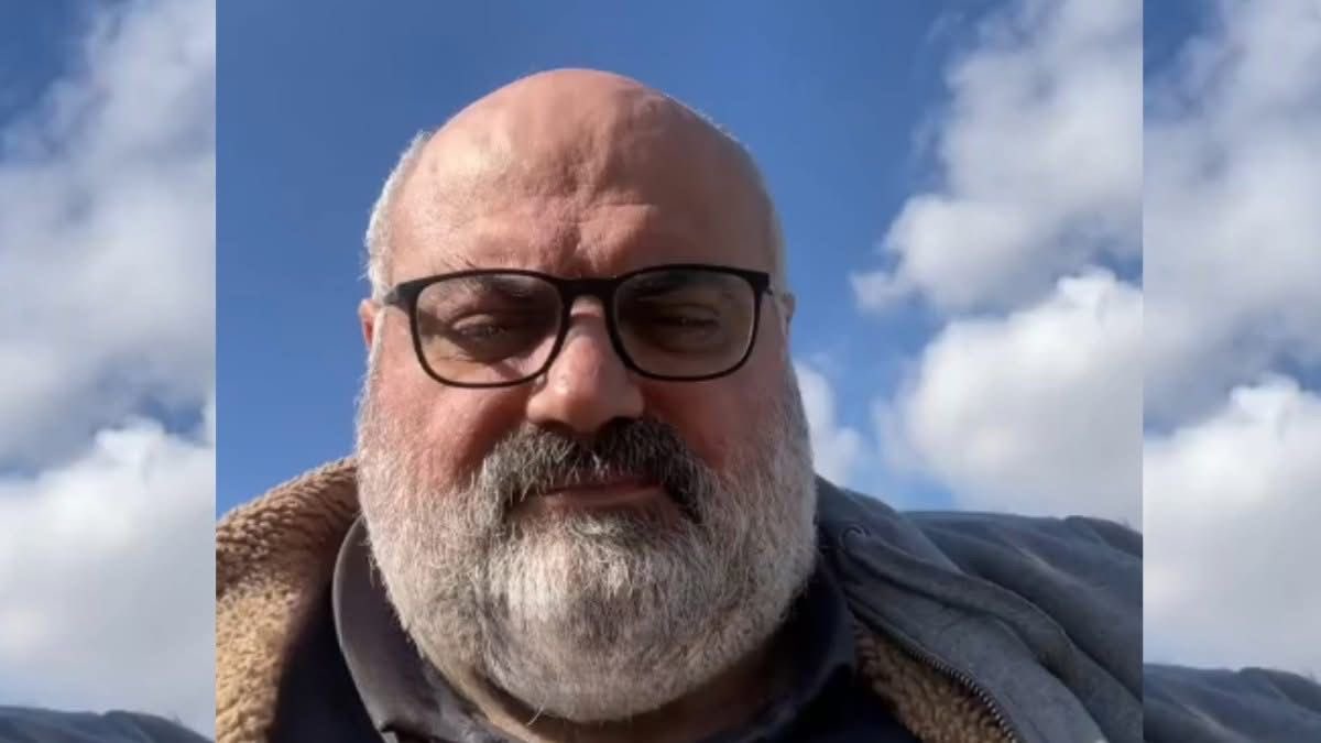 Easternchristns's tweet photo. Ashur Sarnaya, a 45-year-old Assyrian Christian who dedicated his life to sharing his faith on TikTok, was tragically stabbed to death while livestreaming in Lyon, southern France.

#AshurSarnaya #BreakingNews #France #Iraq #assyrian  #EasternChristians https://t.co/SWCD2gdxIh