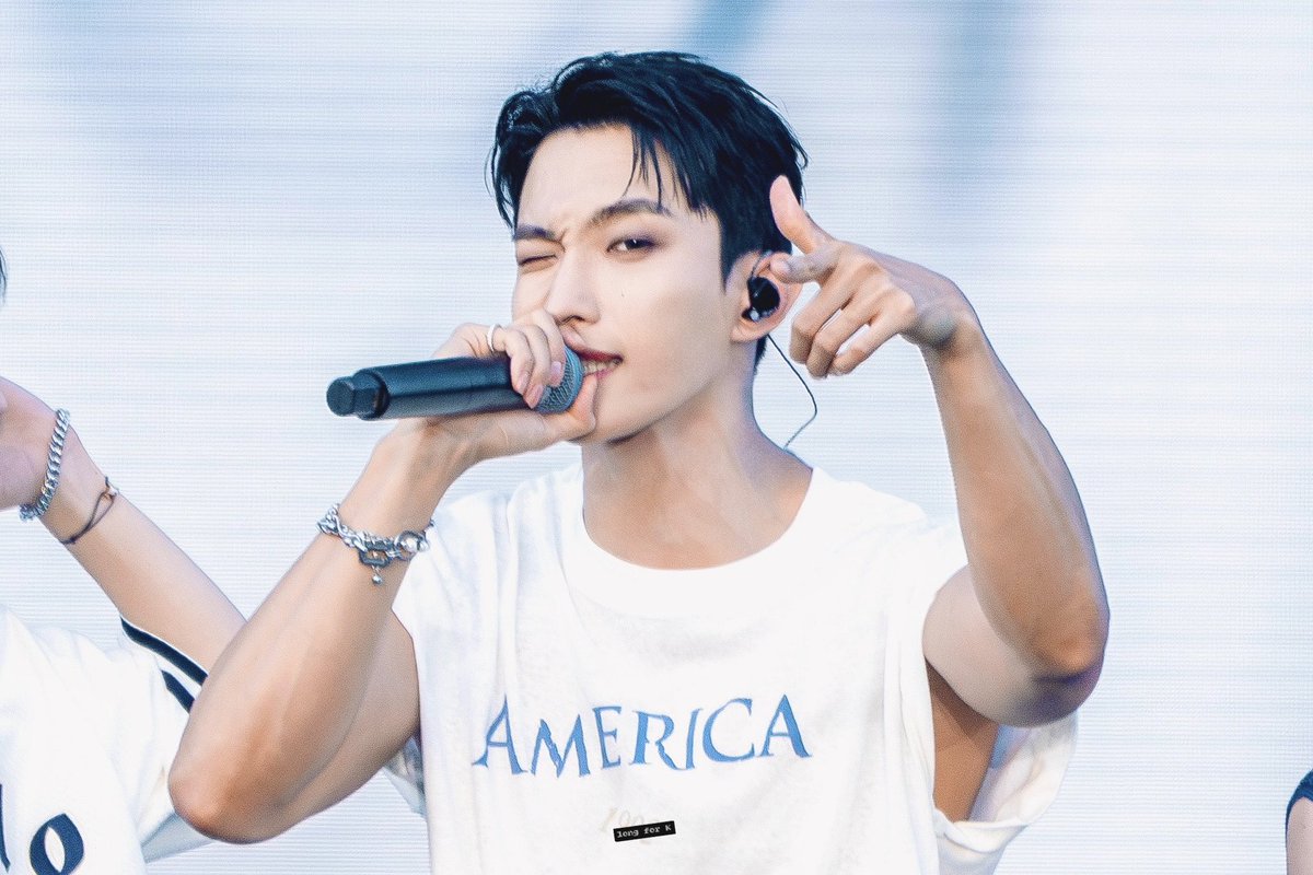 longforK_'s tweet photo. 250629
#도겸 #DK #ドギョム #李硕珉 https://t.co/xD1jfGUDxn