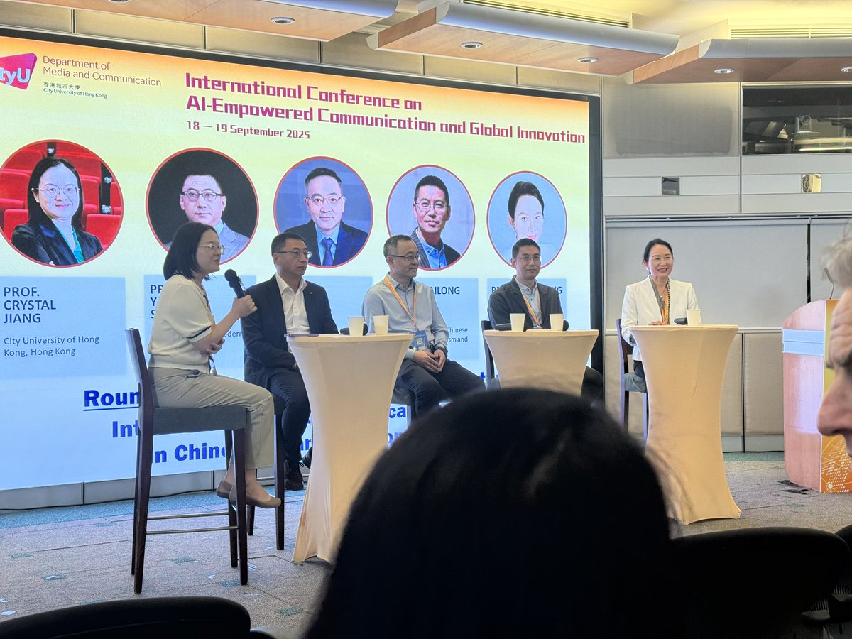 这两天去参加了AIxCOM 人工智能赋能传播与全球创新国际会议
AI可以赋能传播：量化内容分析+工作流效率提升