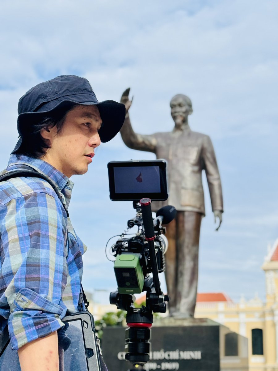 ベトナム🇻🇳撮影終わって帰国！
預け荷物にバッテリーを入れっぱなしで搭乗前にバタバタしてしまいましたが撮影の撮れ高は最高でした😃撮影期間ずっと雨予報もずっと晴れっぱなしで天気も最高でした！クルーも最高で楽しかった〜