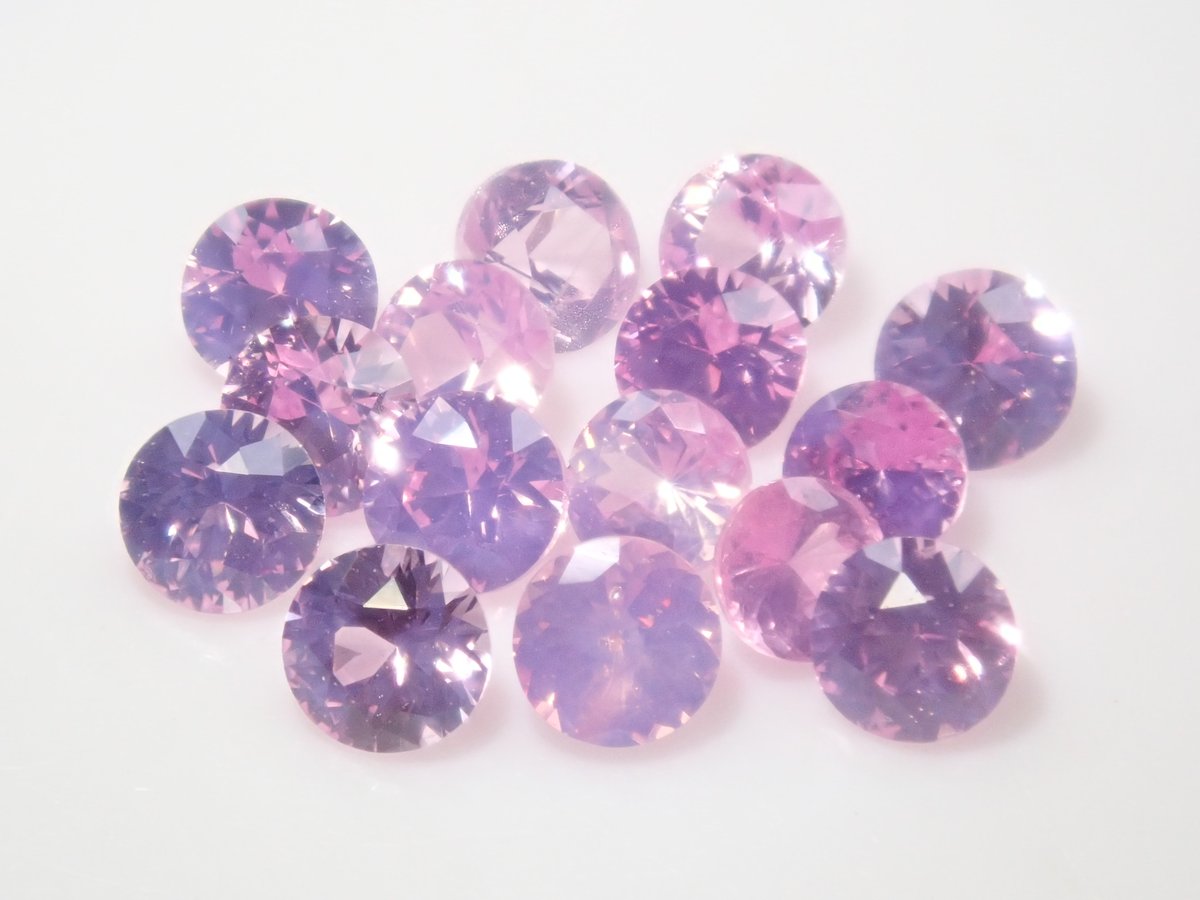 KARATZ(カラッツ)公式💎 宝石鑑定士が運営する宝石専門店 (@karatz_official) on Twitter photo 新宿マルイアネックス1Fポップアップ《9/25(木)~10/1(水)》開催記念🎉
抽選で3名様に🌸9月誕生石 サファイア 🌸
『ベトナム産シルキーピンクサファイア』プレゼント🎁
💎応募方法💎
① <a href="/karatz_official/">KARATZ公式💎9/25(木) ~10/1(水)新宿マルイアネックス1F にてポップアップ開催</a> フォロー
② いいね&リポスト
〆切:9/29(日)
ここでしか出会えない宝石をぜひ💖
#サファイア 新宿マルイアネックス1Fポップアップ《9/25(木)~10/1(水)》開催記念🎉
抽選で3名様に🌸9月誕生石 サファイア 🌸
『ベトナム産シルキーピンクサファイア』プレゼント🎁
💎応募方法💎
① <a href="/karatz_official/">KARATZ公式💎9/25(木) ~10/1(水)新宿マルイアネックス1F にてポップアップ開催</a> フォロー
② いいね&リポスト
〆切:9/29(日)
ここでしか出会えない宝石をぜひ💖
#サファイア