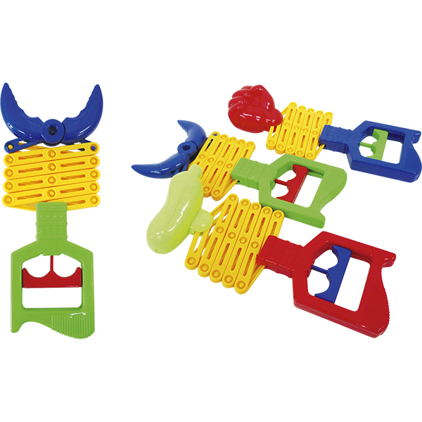 TYO_omatsuri's tweet photo. Break time. With [90404: Magical Hand], my daughter grabs snacks one by one: “No dirty fingers!” But so slow snack time triples. When Dad says, “Just use your hands,” she replies, “That’s forbidden.”

#SPDICTIONARYWEB
#BanInEffect
#SnackBattle
#SmugDaughter https://t.co/SpbqyhjpSd