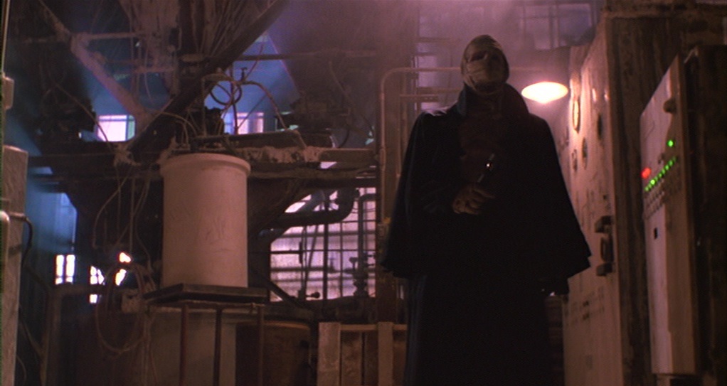 JudeMelon's tweet image. #Darkman est un peu le film injustement oublié d'un #SamRaimi en mode trend Batman et expérimentation expressionniste pré-Spiderman... Un petit bijou dark héroïque dans le plus pur style d'un réalisateur qui assume ses références (Murnau n'est pas loin) et va toujours plus loin !