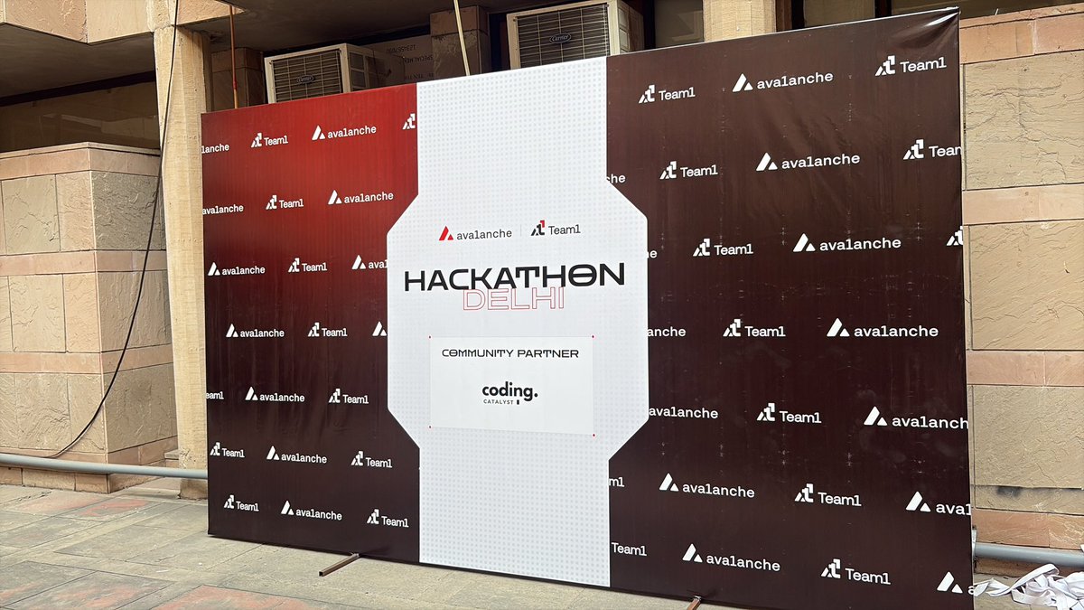 CodingCatalystt's tweet image. We’re @AvaxTeam1 at Hack Delhi 🚀 
If you’re around, let’s catch!