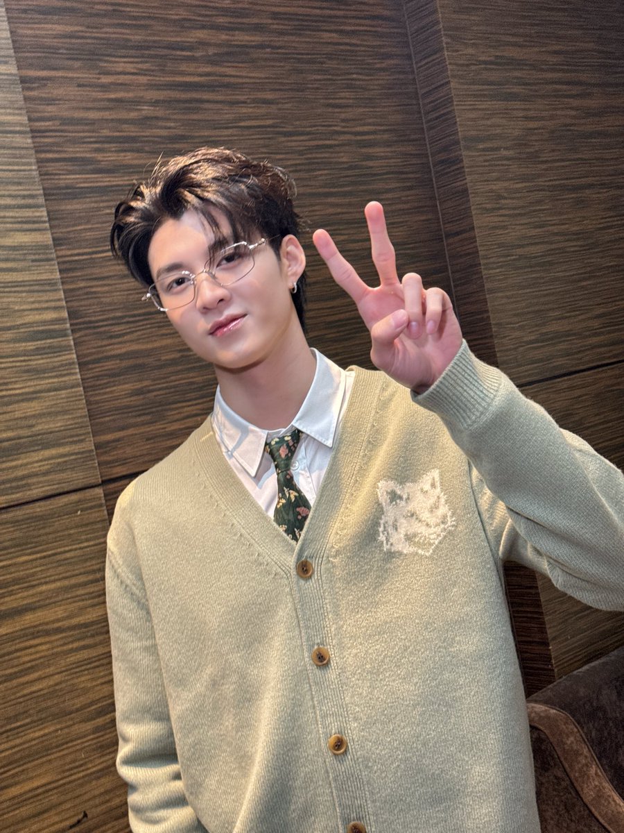 Meennicha8_ofc's tweet photo. 你很帅 

#Meenfansigninshanghai
#Meennicha8 https://t.co/uGQXTHHwkD