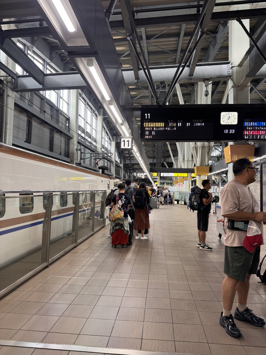 rio_555's tweet photo. お出掛けします🚄
6年ぶり(独りは初)ぐらいのかがやきです
#GoToTOKYO https://t.co/XrgfIRdq22