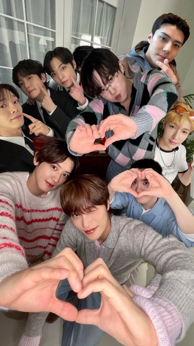 SugarTitas4EXO's tweet photo. 7 years of waiting for EXO to finish their military service and I’m still here… WE’RE still here. That’s not just patience, that’s love in its purest form. No time, no distance, nothing could ever change the way my heart beats for EXO.
#FOREVERwithEXO #EXO_IS_BACK #EXO #EXOCOMEBACK_2025 #EXOCOMEBACK @weareoneEXO