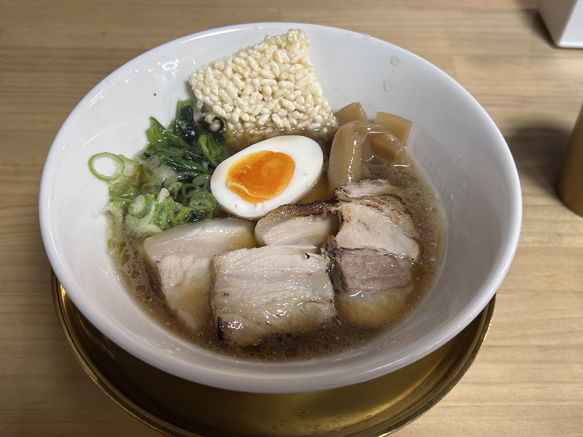 からの夕焼けラーメン
＃うまーみん
＃五井
＃ラーメン
生姜醤油ラーメン美味しかったー♪♪