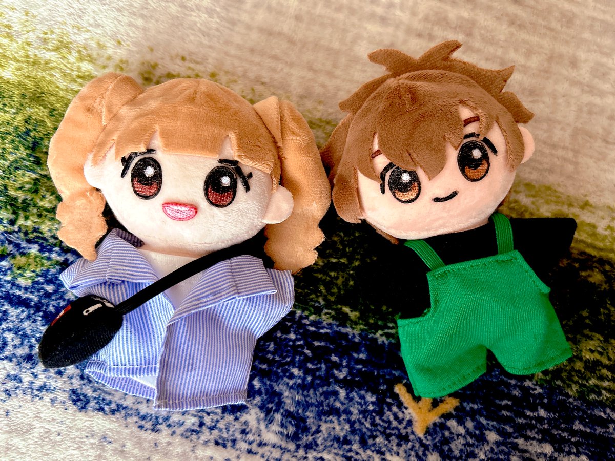 zukin_onegai's tweet photo. 駆歌ぬい作ってみた！！(ようやく！！)
服は某100均で買ってきたけど全部サイズ合わなかったので別のを買うか作るかします...
推しカプぬいが家にいるの最高！！！😭💕 https://t.co/pirQrBPXhI