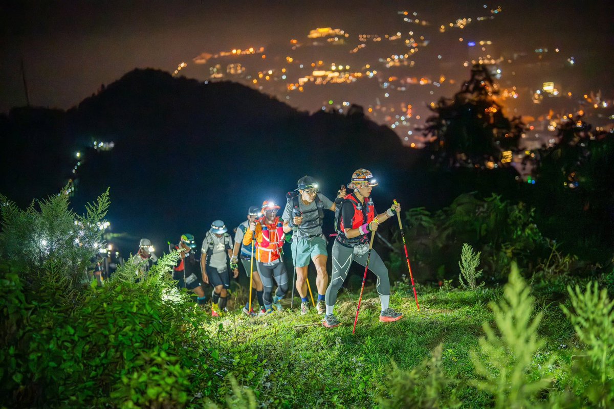 Silence, stars, and a path lit only by headlamps. 🌌
This is running in Vietnam Mountain Marathon: a night experience you’ll never forget. 🏔️👟

#WorldTrailMajors
