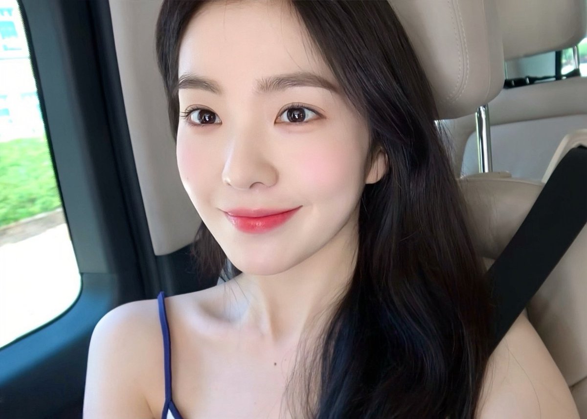 🌷🐰🌷 tweet media
