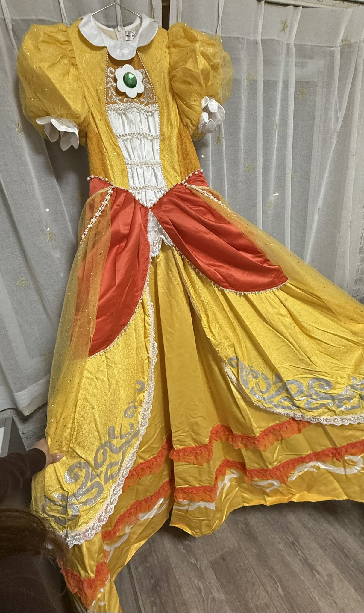 デイジー - Search / X