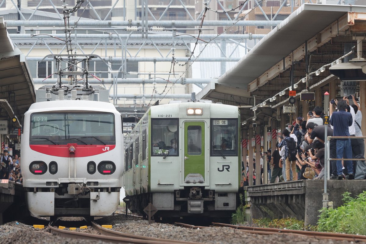 鉄道　スタフ　春臨③ オンライン限定価格*】プラレール S-37 Osaka Metro 中央線400系