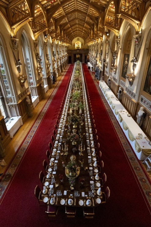 gbluvsf's tweet image. Unsurvivable. #MeghanMarkle is not well following the flood of pictures from the #WindsorCastle state dinner. She had it all, but couldn’t contain her jealousy. She’ll never taste this splendor again. 🤣