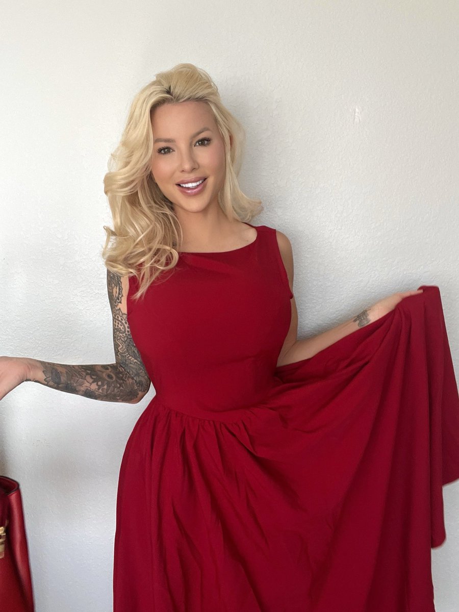jessicakevibes's tweet image. Just need a man to take me on a date  😉💁🏼‍♀️