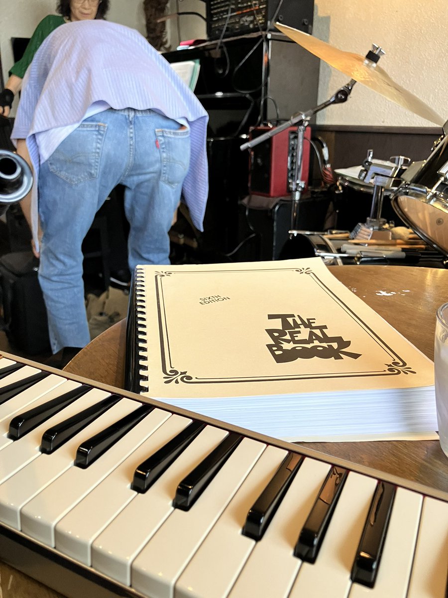 おはようございます🌞
今朝はこちらにお邪魔してます。

岐阜長良福光