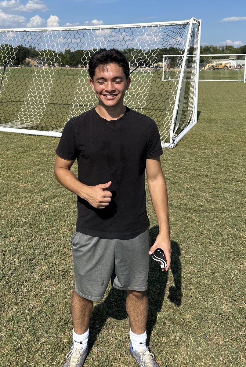 7th period Player of the Week

Juan Ruiz

Juan earned the nod for this recognition based on his hard work and selflessness 

Juan grinds in the weight room and pulls his teammates to finish every rep

Every week his comfortability on the ball, output and leadership have grown