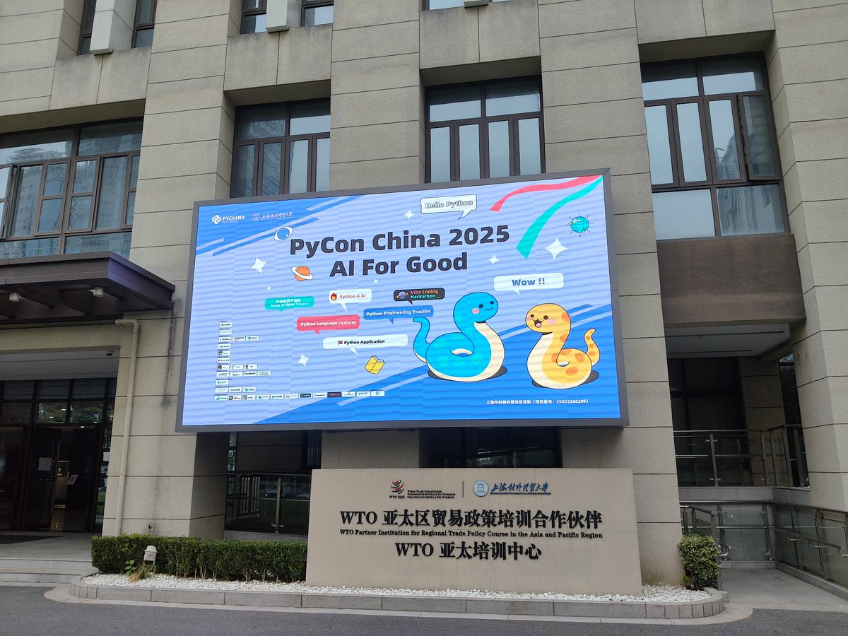 PyCon China 2025!
AI For Good 😊