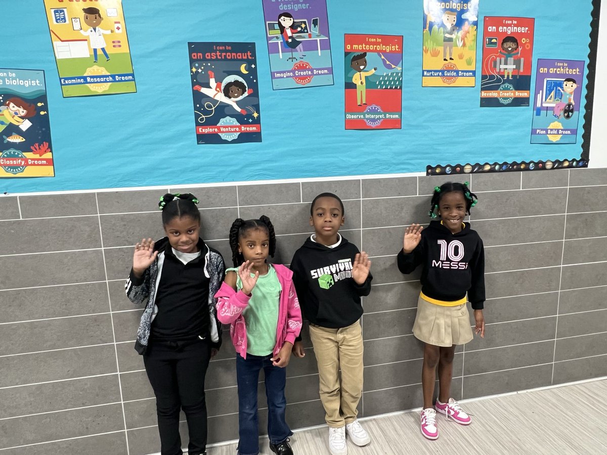 TJBG_K8's tweet image. HELLO WEEK! 

WEARING OUR GREEN IN SUPPORT OF THE SANDY HOOK PROMISE !

@StdtSvcsMDCPS @MDCPSNorth @MDCPS #helloweek #yourbestchoiceMDCPS