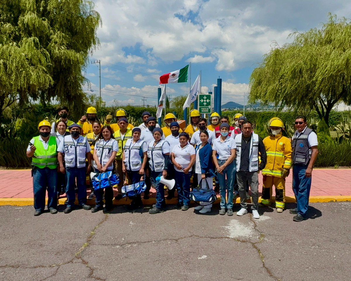 PolyRafiaMX's tweet image. En @PolyRafiaMX , participamos activamente en el #SimulacroNacional2025 para fortalecer nuestra cultura de #prevención. Gracias al #compromiso de todos, seguimos avanzando hacia un #entornolaboral más seguro y preparado ante cualquier eventualidad.
#SimulacroNacional #Seguridad